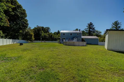 6 Joanne Drive Hooksett NH 03106