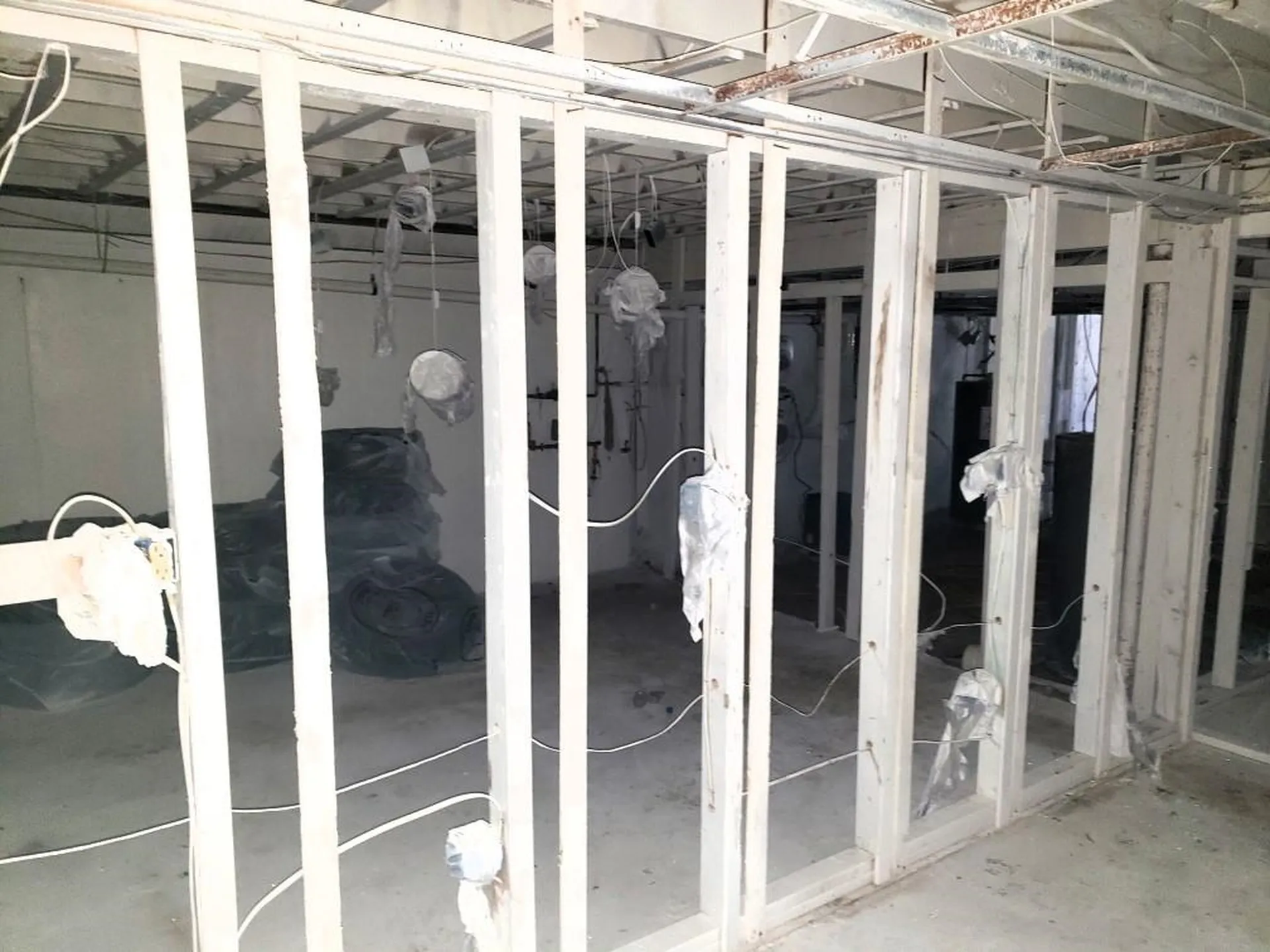 29 Crystal Avenue Derry NH 03038