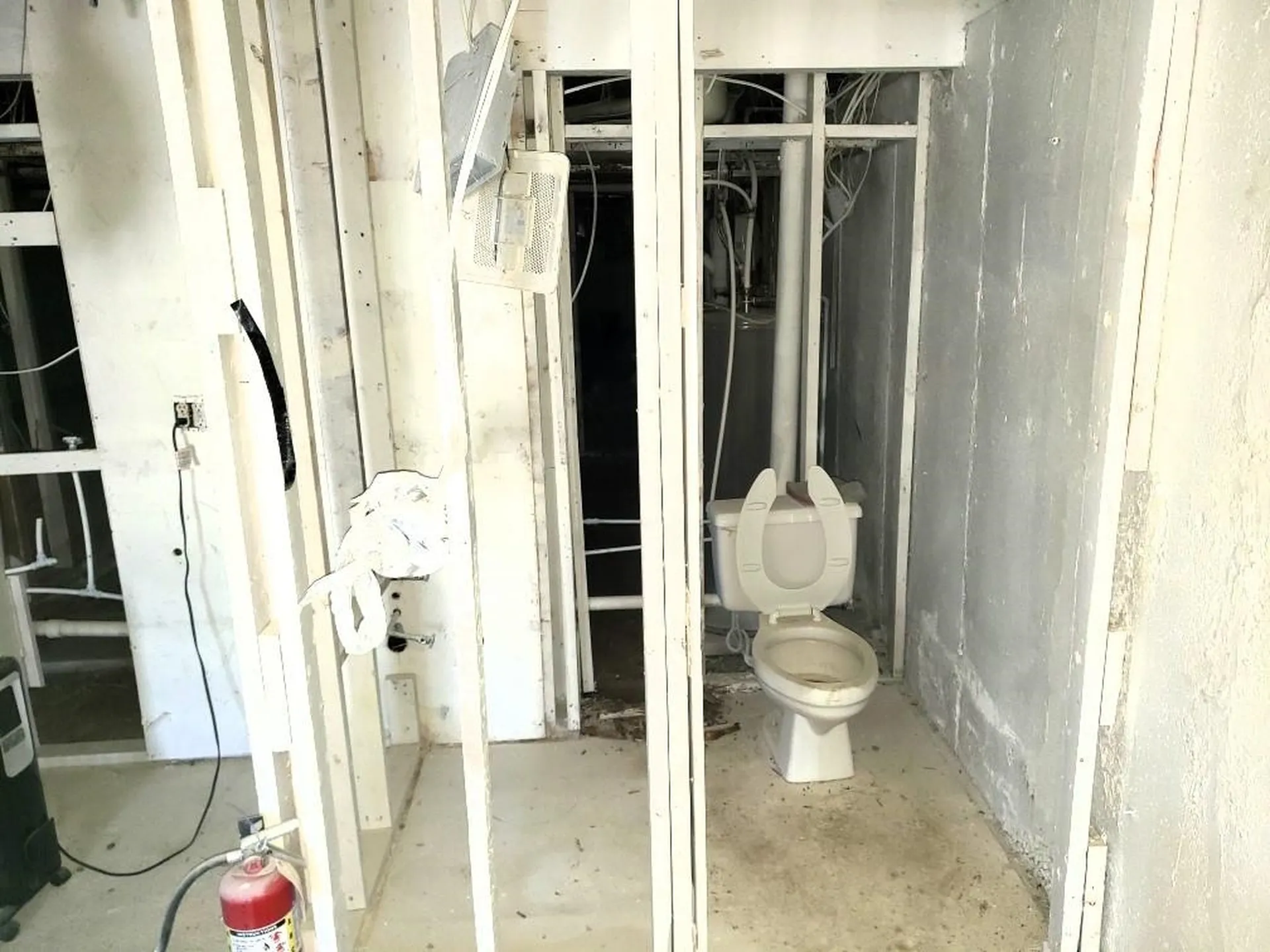 29 Crystal Avenue Derry NH 03038