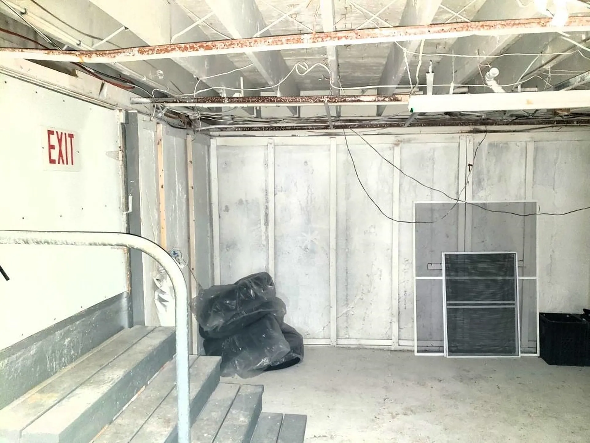 29 Crystal Avenue Derry NH 03038