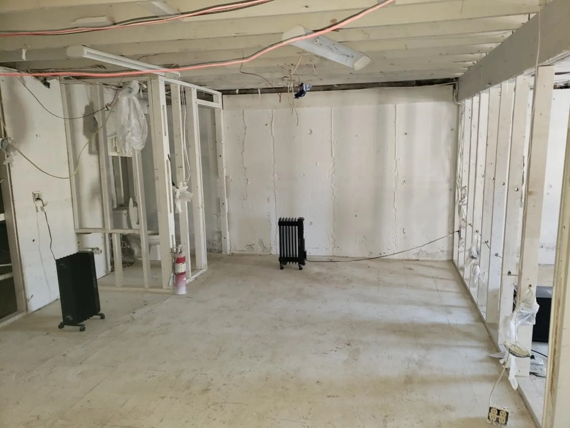 29 Crystal Avenue Derry NH 03038