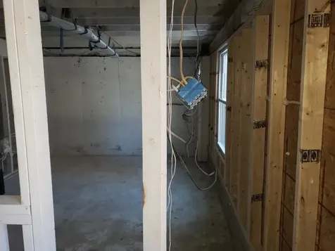 29 Crystal Avenue Derry NH 03038