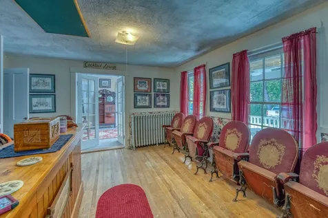 53 Jefferson Road Whitefield NH 03598