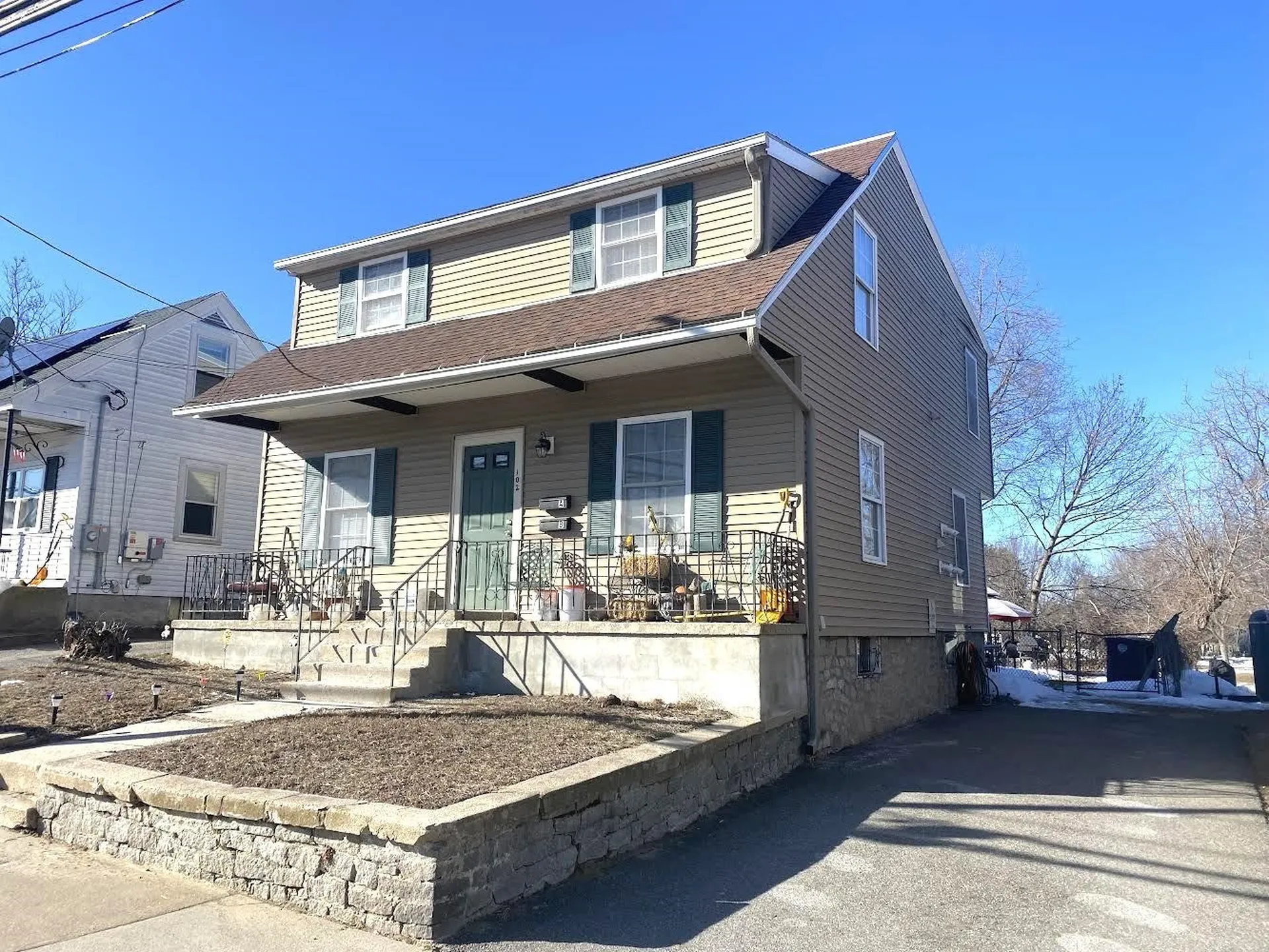 102 Lock Street Nashua NH 03060