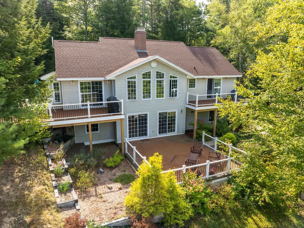 35 Orchards Road Wolfeboro NH 03894