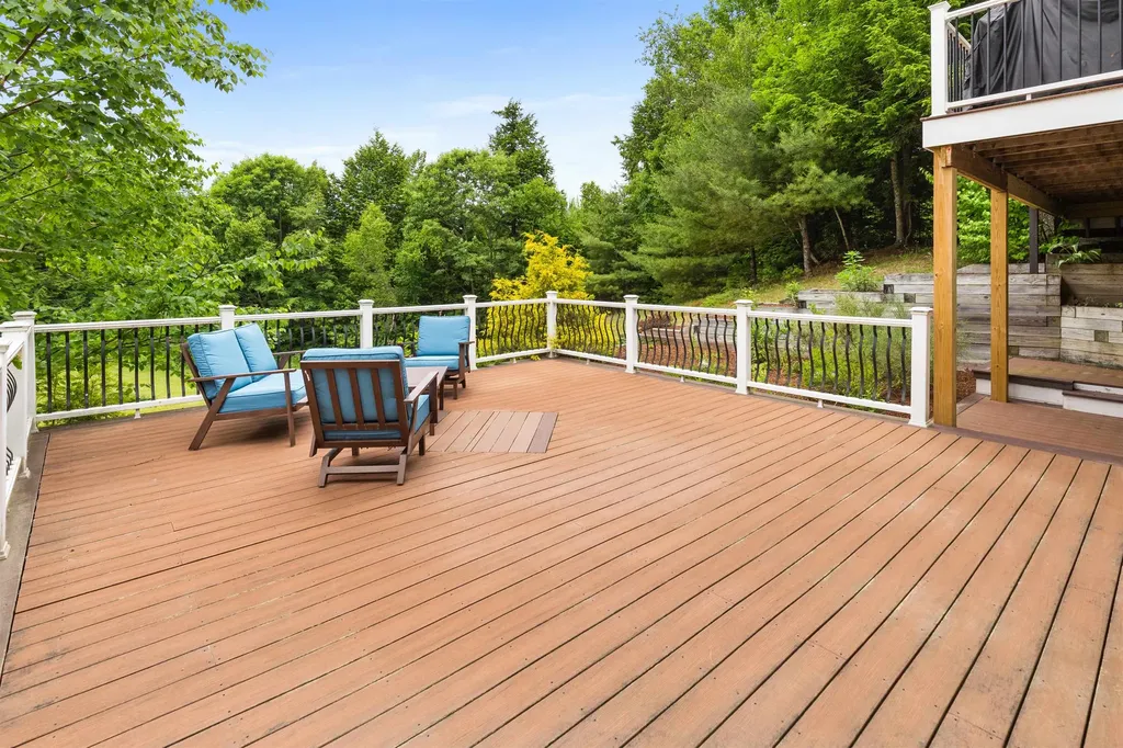 35 Orchards Road Wolfeboro NH 03894