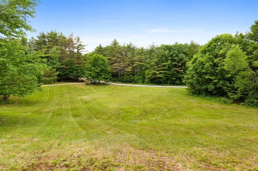 35 Orchards Road Wolfeboro NH 03894