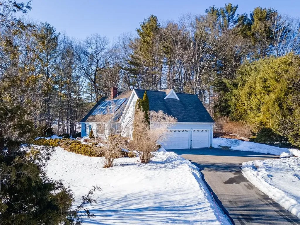 6 Riverview Road Durham NH 03824