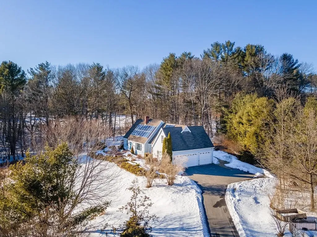 6 Riverview Road Durham NH 03824