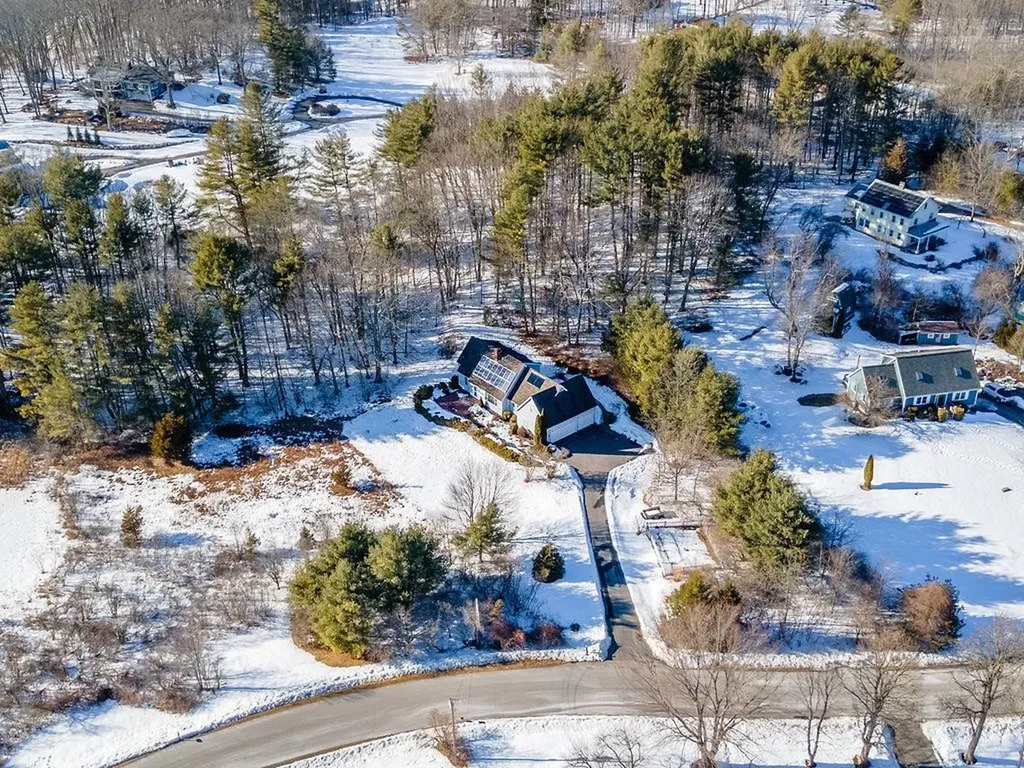 6 Riverview Road Durham NH 03824