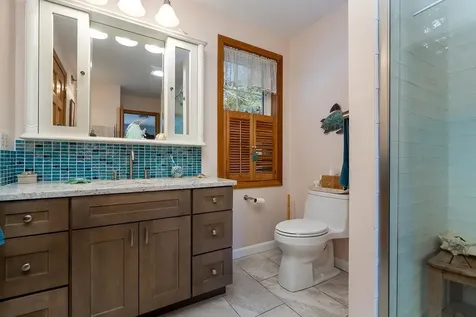 6 Riverview Road Durham NH 03824