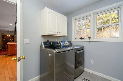 6 Riverview Road Durham NH 03824