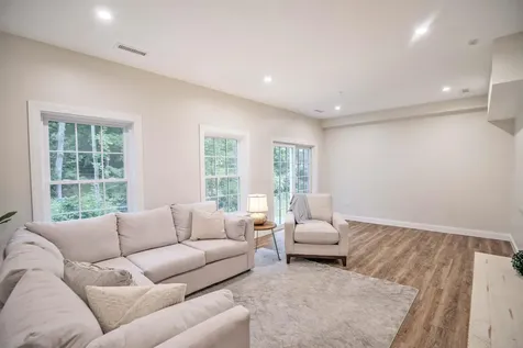 29 Main Street Salem NH 03079