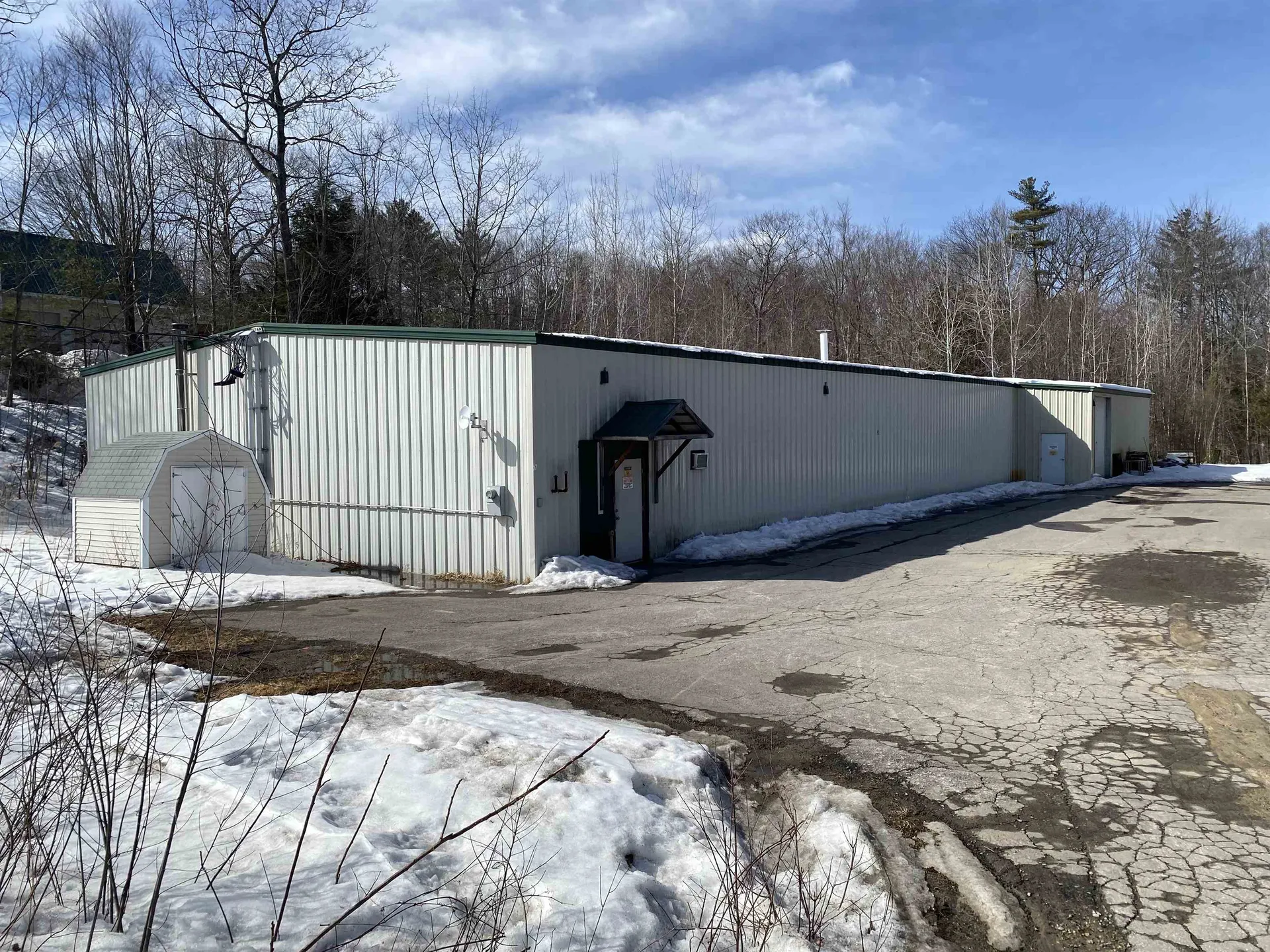 24 Foundry Avenue Meredith NH 03253