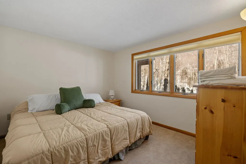 32 Loonwood Drive Lincoln NH 03251