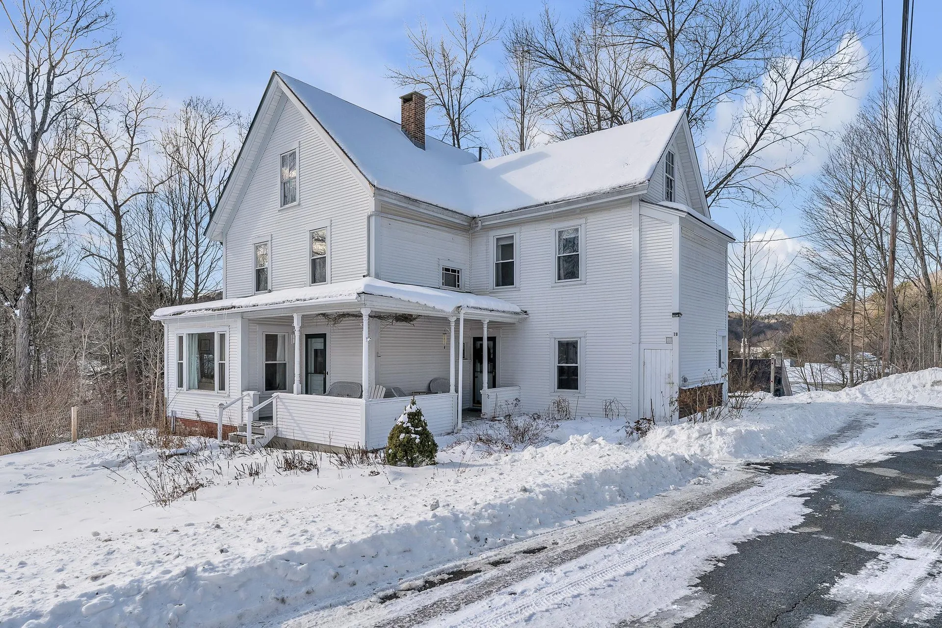 78 Harry Gibbs Street Hartford VT 05047