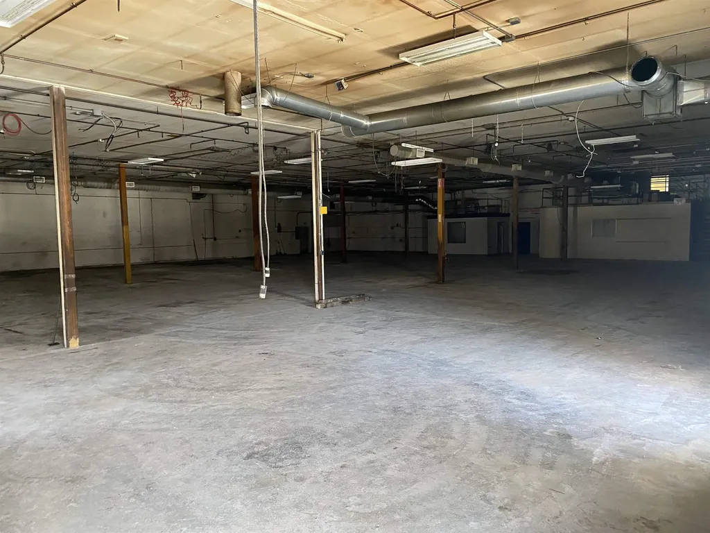 23 Foundry Avenue Meredith NH 03253