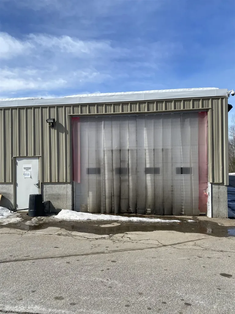 23 Foundry Avenue Meredith NH 03253