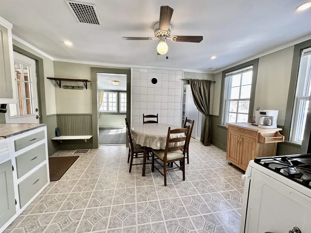 12 Spruce Street St. Albans City VT 05478