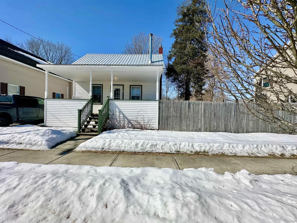 12 Spruce Street St. Albans City VT 05478