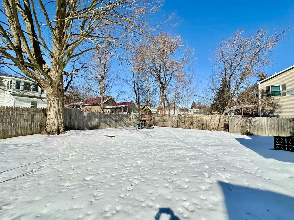 12 Spruce Street St. Albans City VT 05478