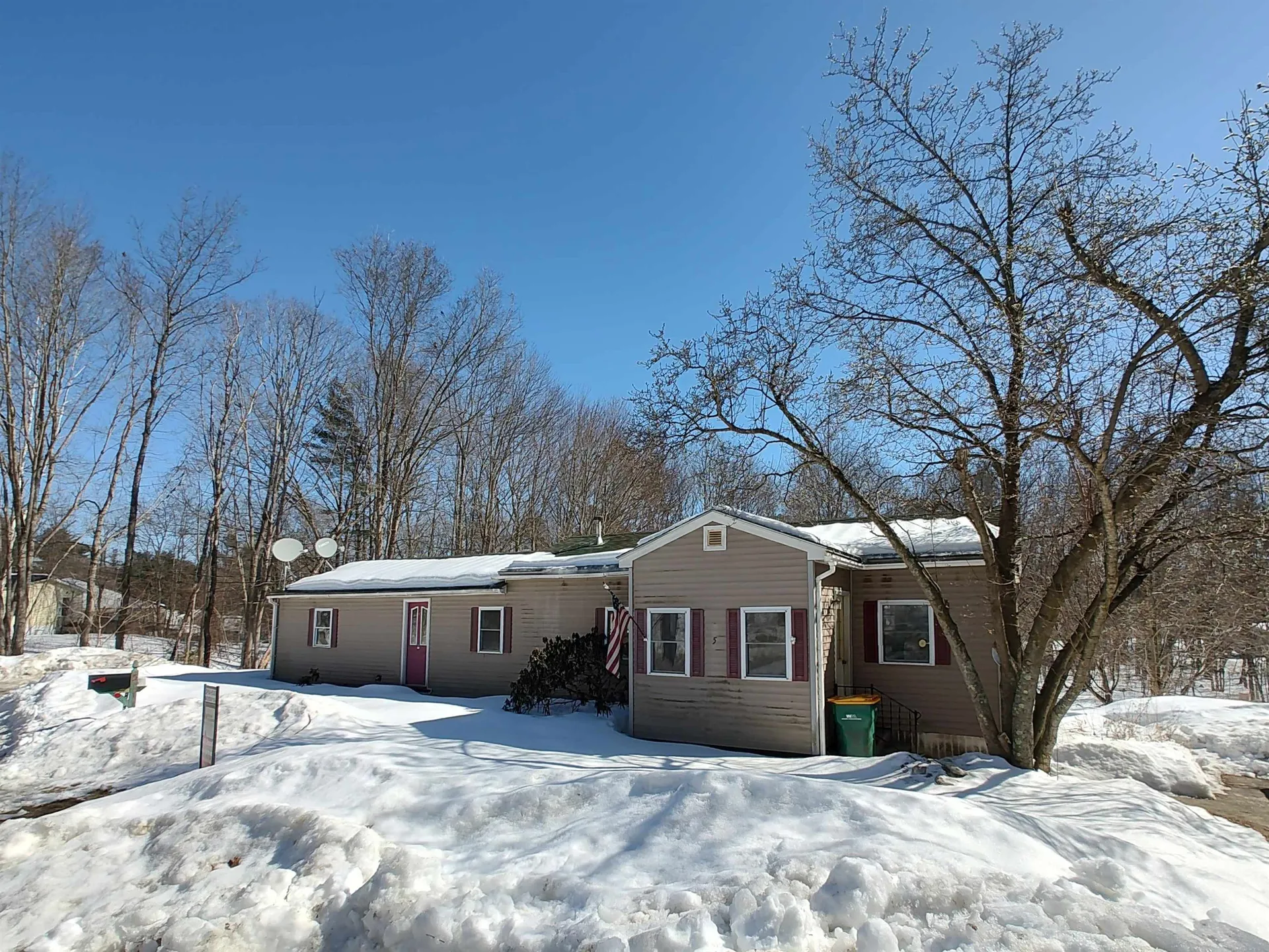 5 Gina Drive Rochester NH 03867