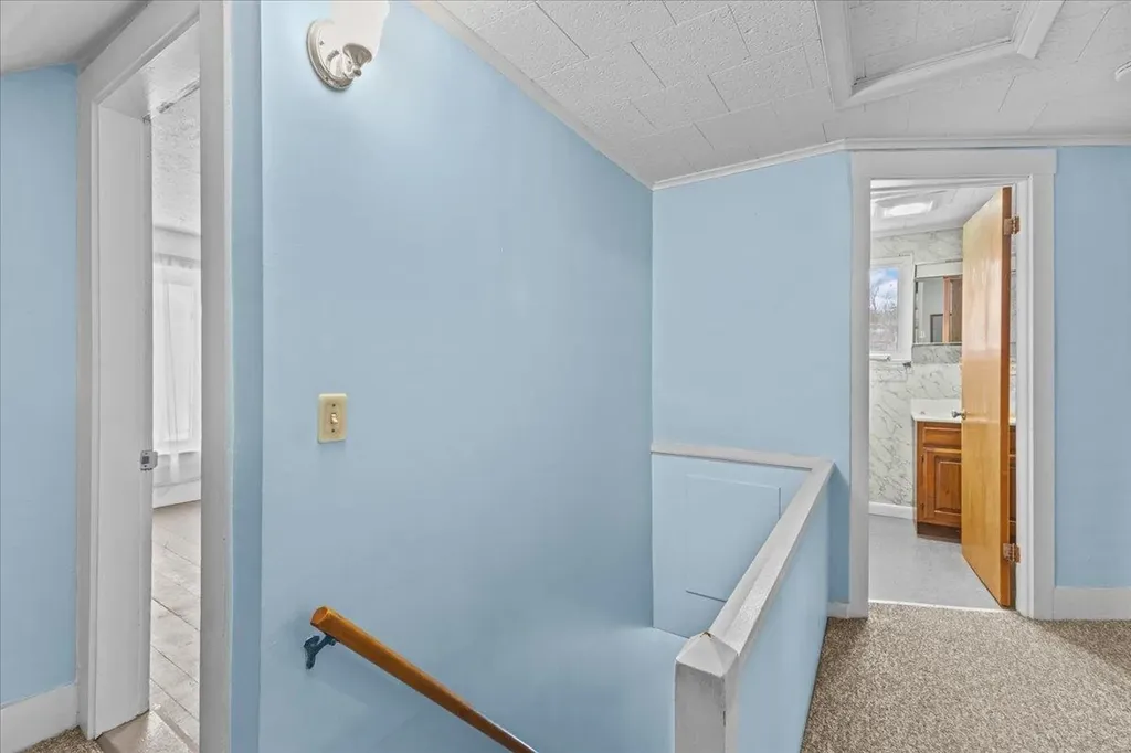 9 Guernsey Avenue Montpelier VT 05602