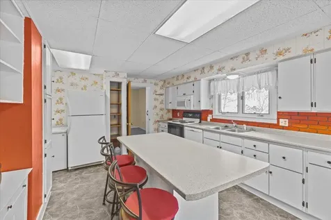 9 Guernsey Avenue Montpelier VT 05602