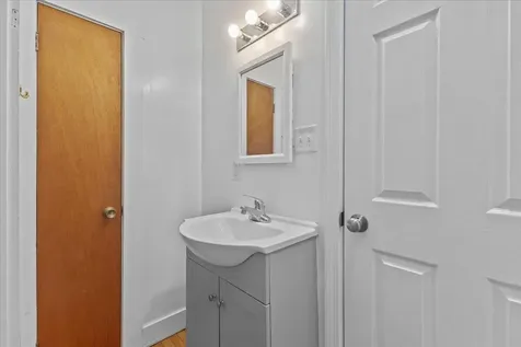 9 Guernsey Avenue Montpelier VT 05602