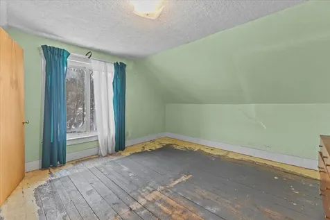 9 Guernsey Avenue Montpelier VT 05602