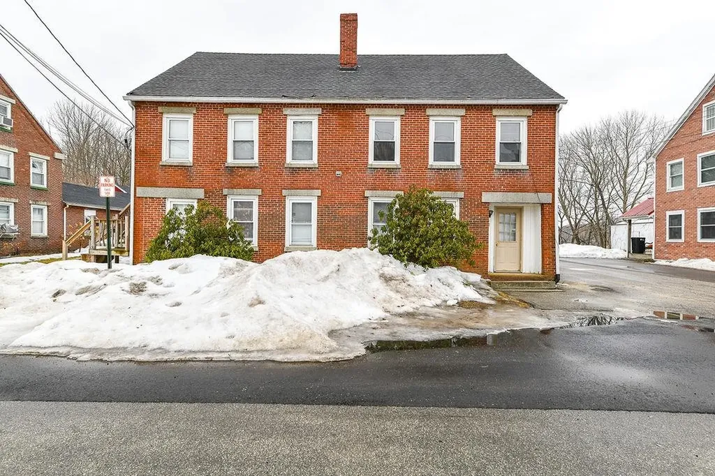 51-53 South Street Rollinsford NH 03869