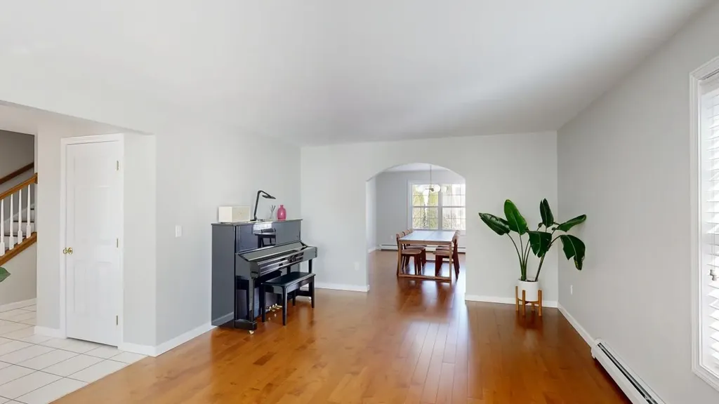 12 Cabot Court South Burlington VT 05403