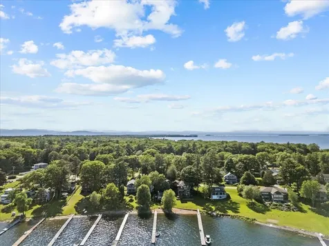 32 Spaulding East Shore Colchester VT 05446