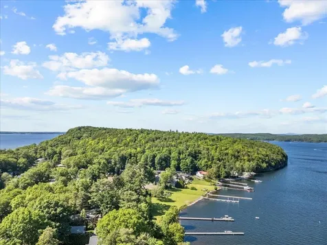 32 Spaulding East Shore Colchester VT 05446