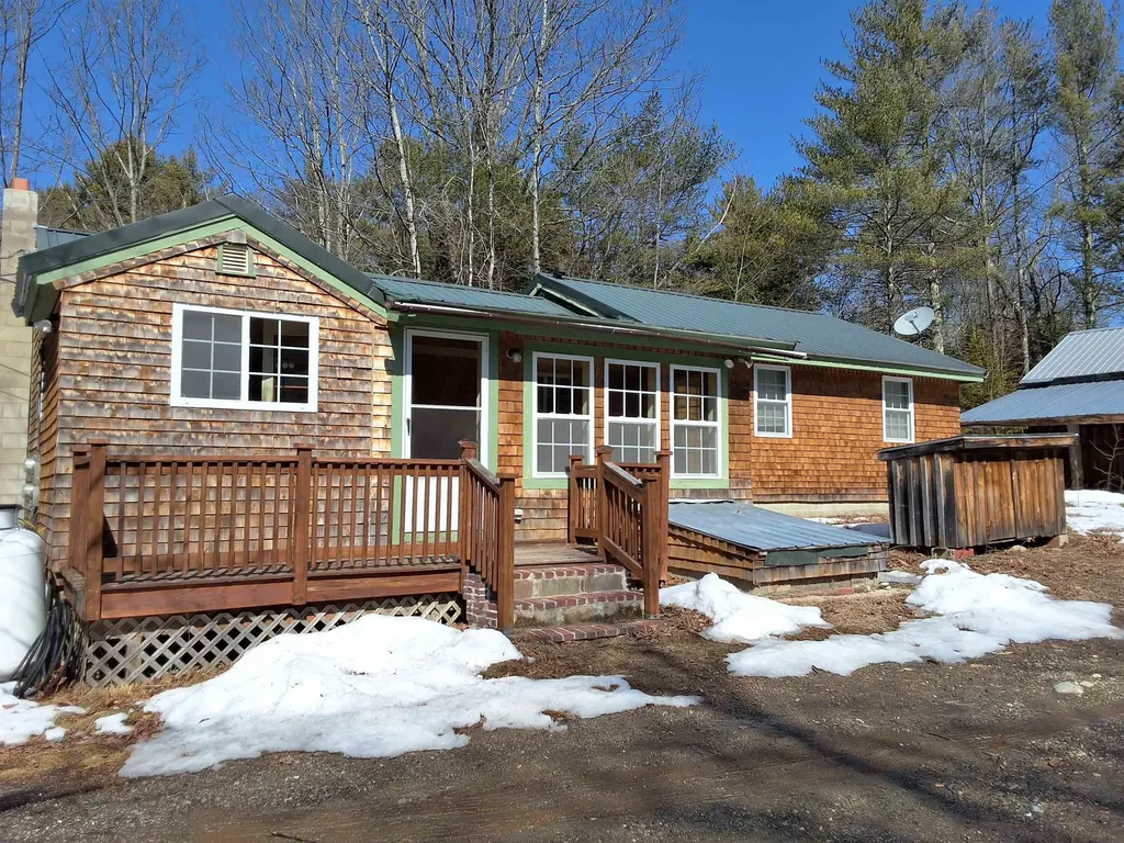 1056 Concord Stage Road Weare NH 03281
