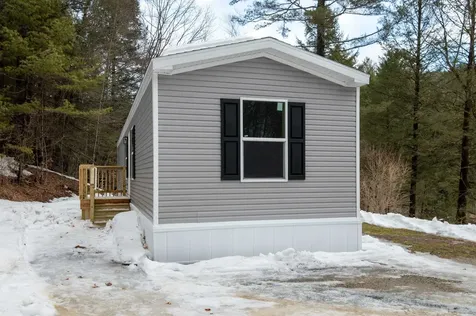 8 Reservoir Road Brattleboro VT 05301