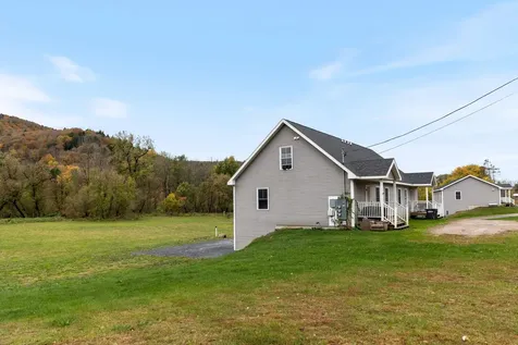 1403 Us Route 2 Waterbury VT 05676