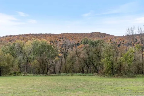 1403 Us Route 2 Waterbury VT 05676