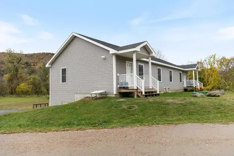 1403 Us Route 2 Waterbury VT 05676