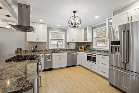 81 Tuftonboro Neck Road Tuftonboro NH 03853