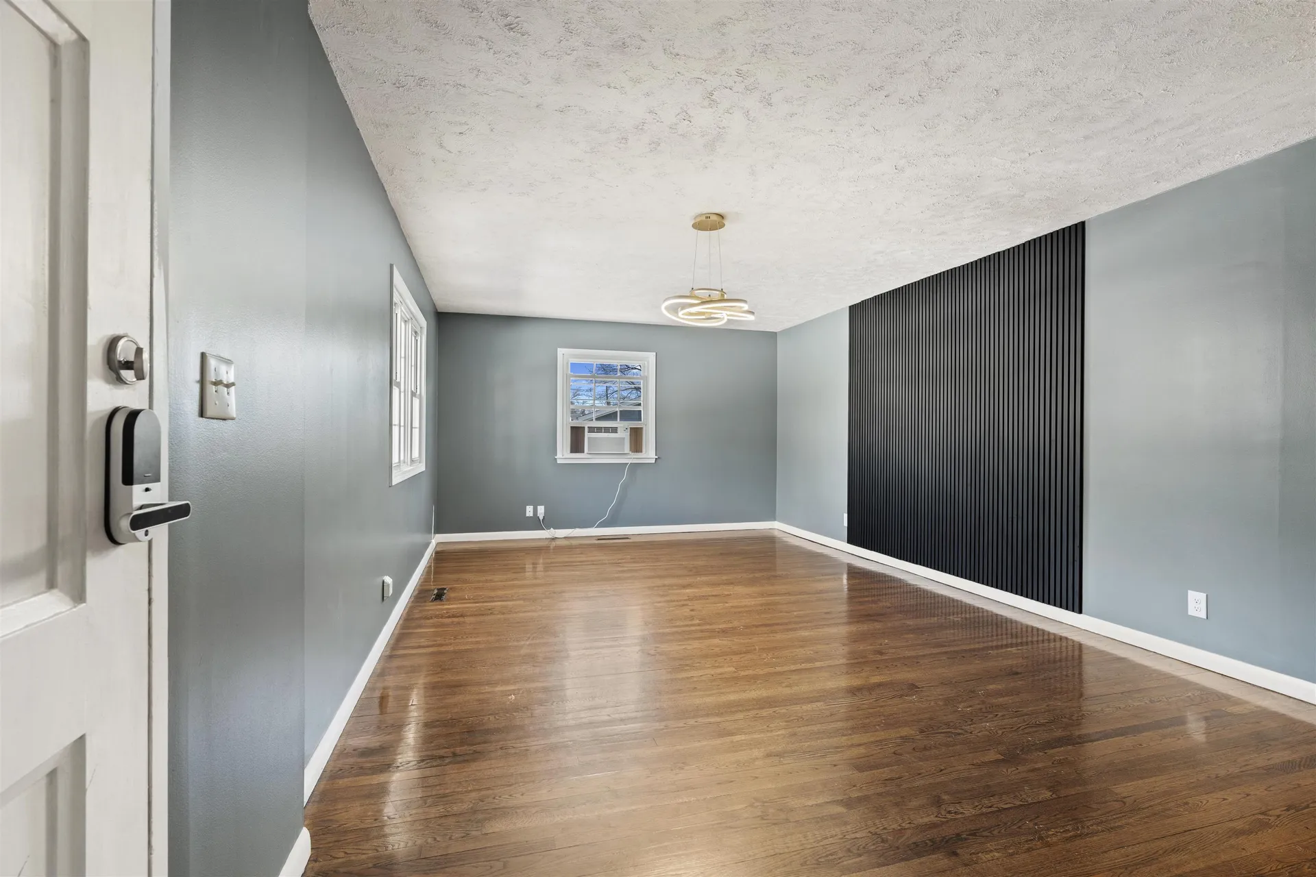 613 Merrimack Street Manchester NH 03103