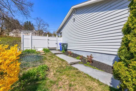 613 Merrimack Street Manchester NH 03103