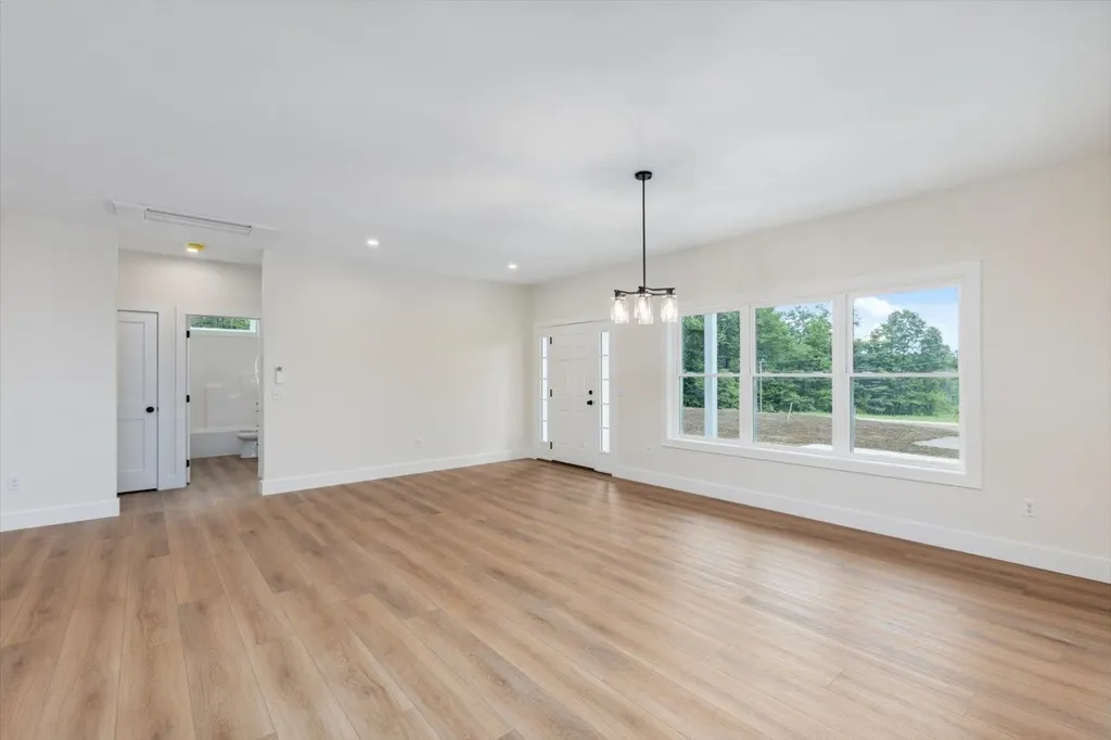 124 Forest Road Hancock NH 03449