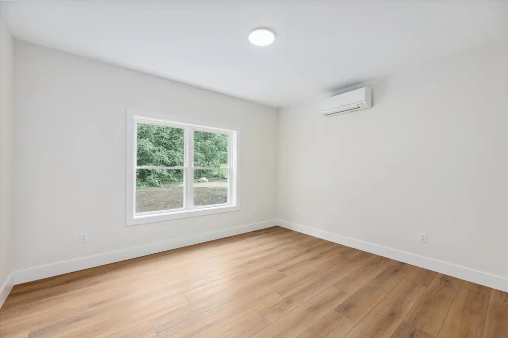 124 Forest Road Hancock NH 03449