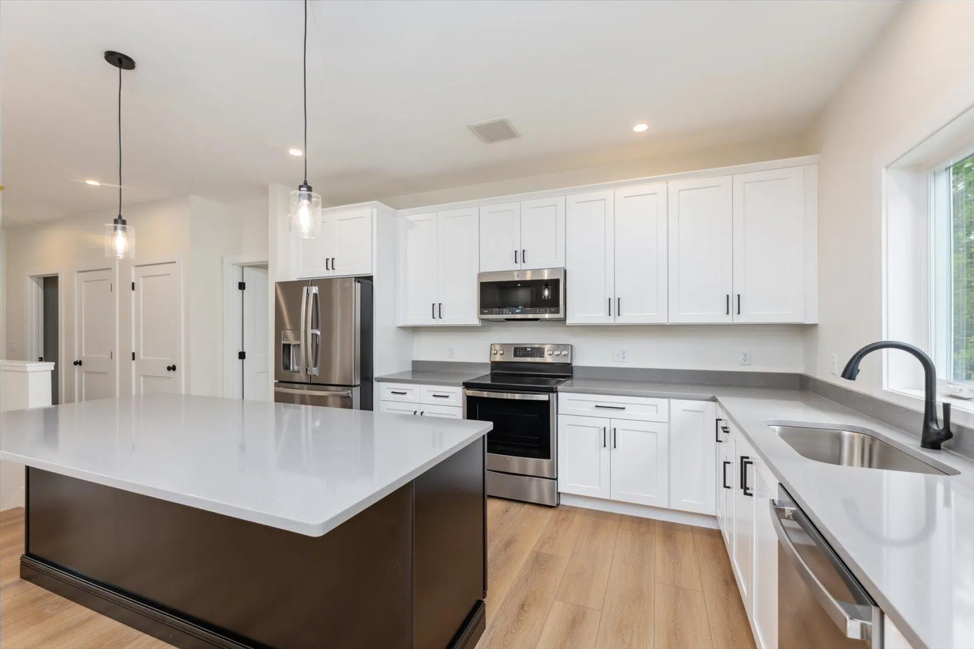 124 Forest Road Hancock NH 03449