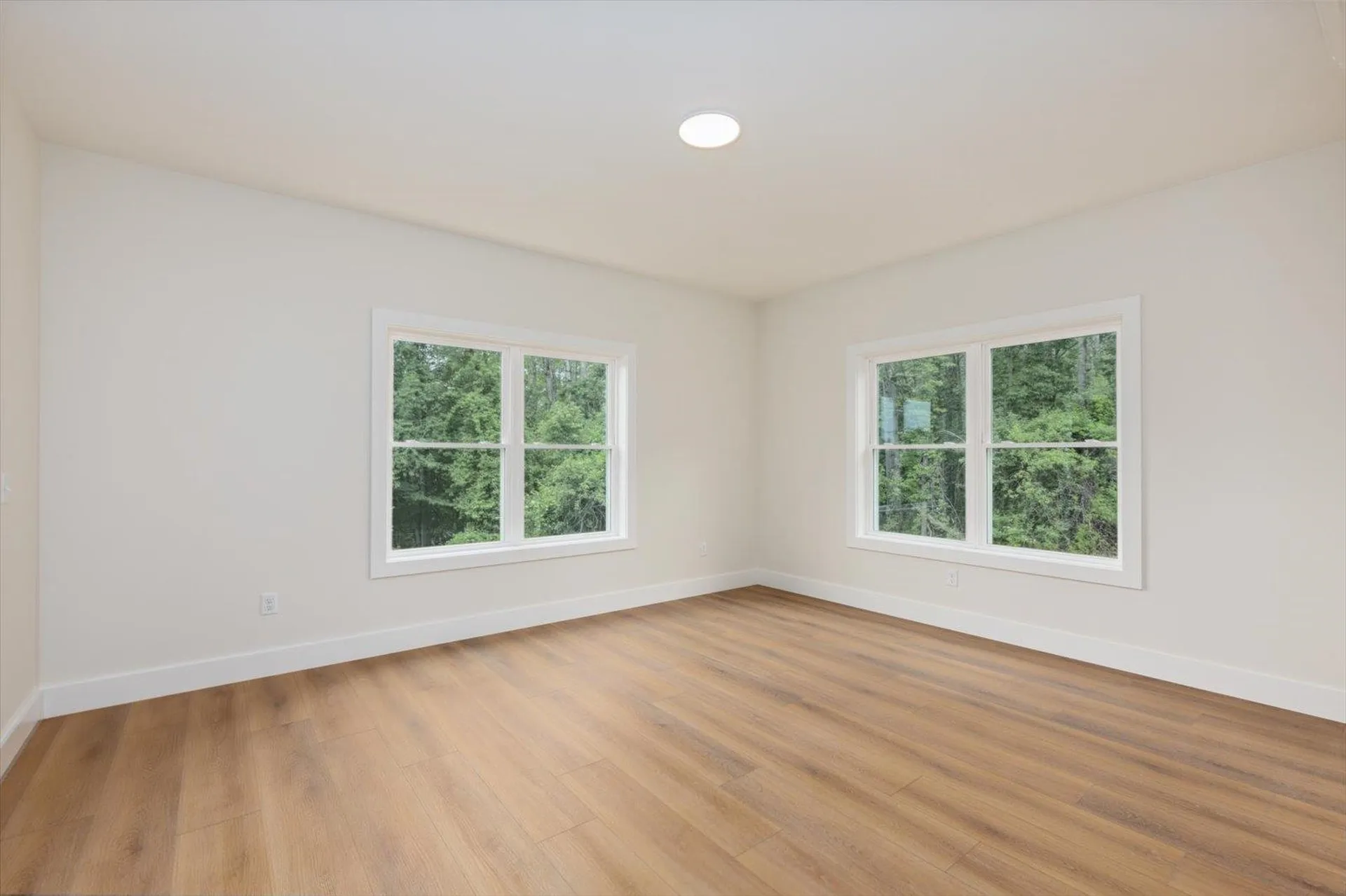 124 Forest Road Hancock NH 03449