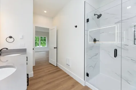 124 Forest Road Hancock NH 03449