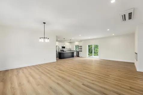 124 Forest Road Hancock NH 03449