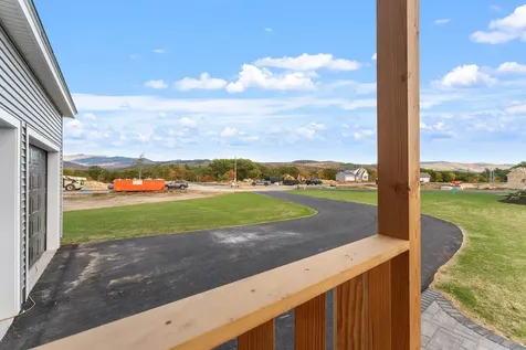 42 Melina's Way Thornton NH 03285