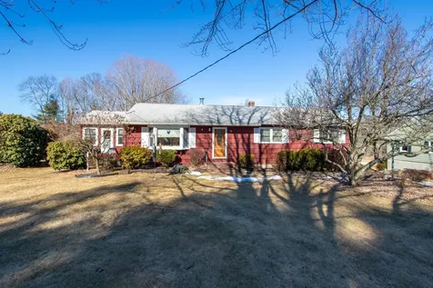 136 Post Road North Hampton NH 03862